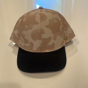 Melin Hydro A Game hat - sand camo -never worn.